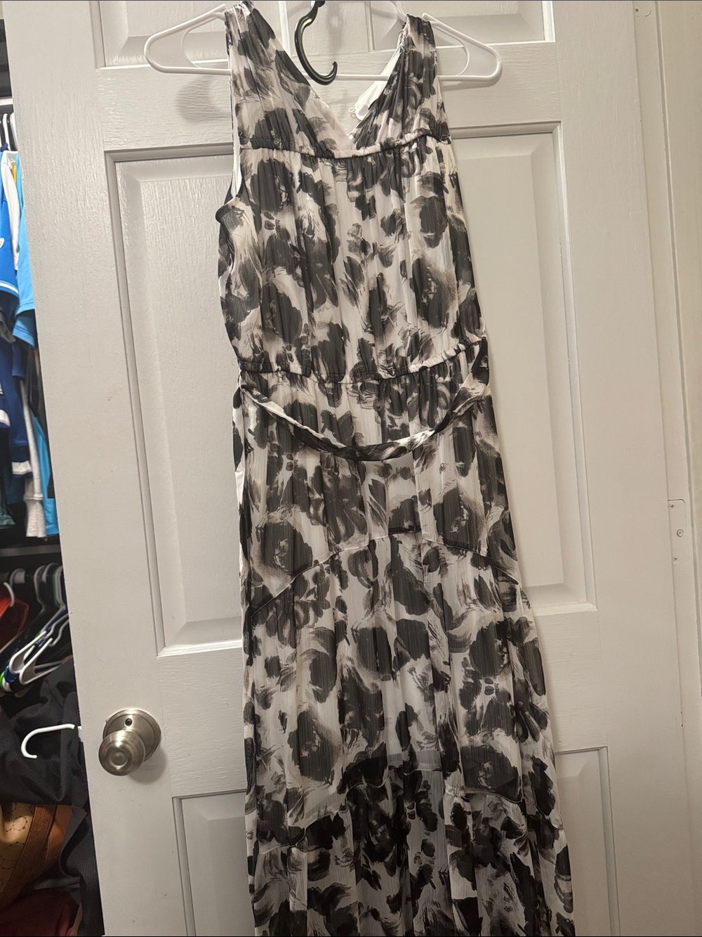 Sleeveless Black and White Floral knee length Dress